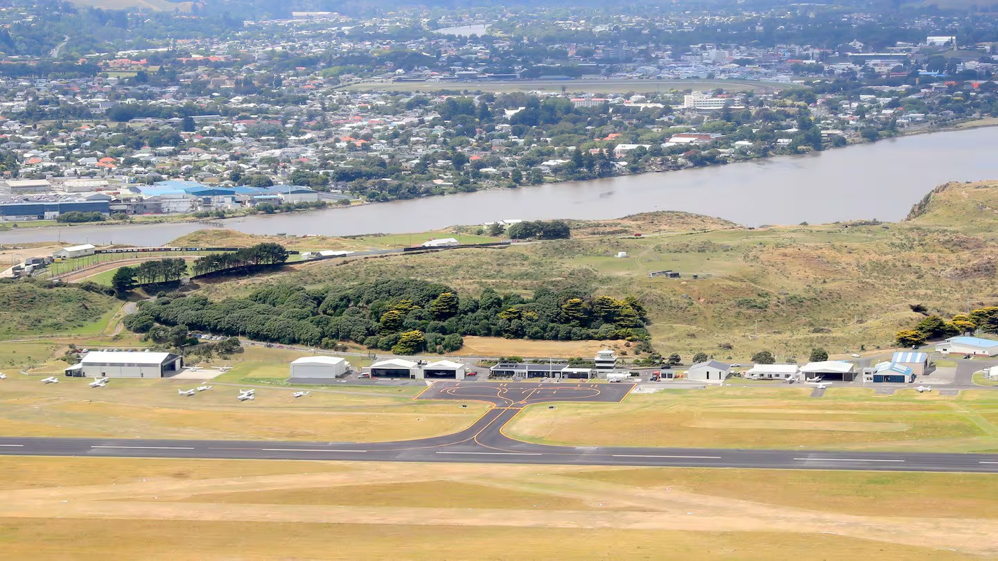 Emergency services respond to plane crash at Whanganui Airport