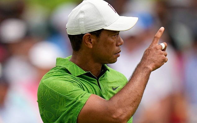 Tiger Woods has battled his way to safety from the cut at the PGA Championship. Photo / AP
