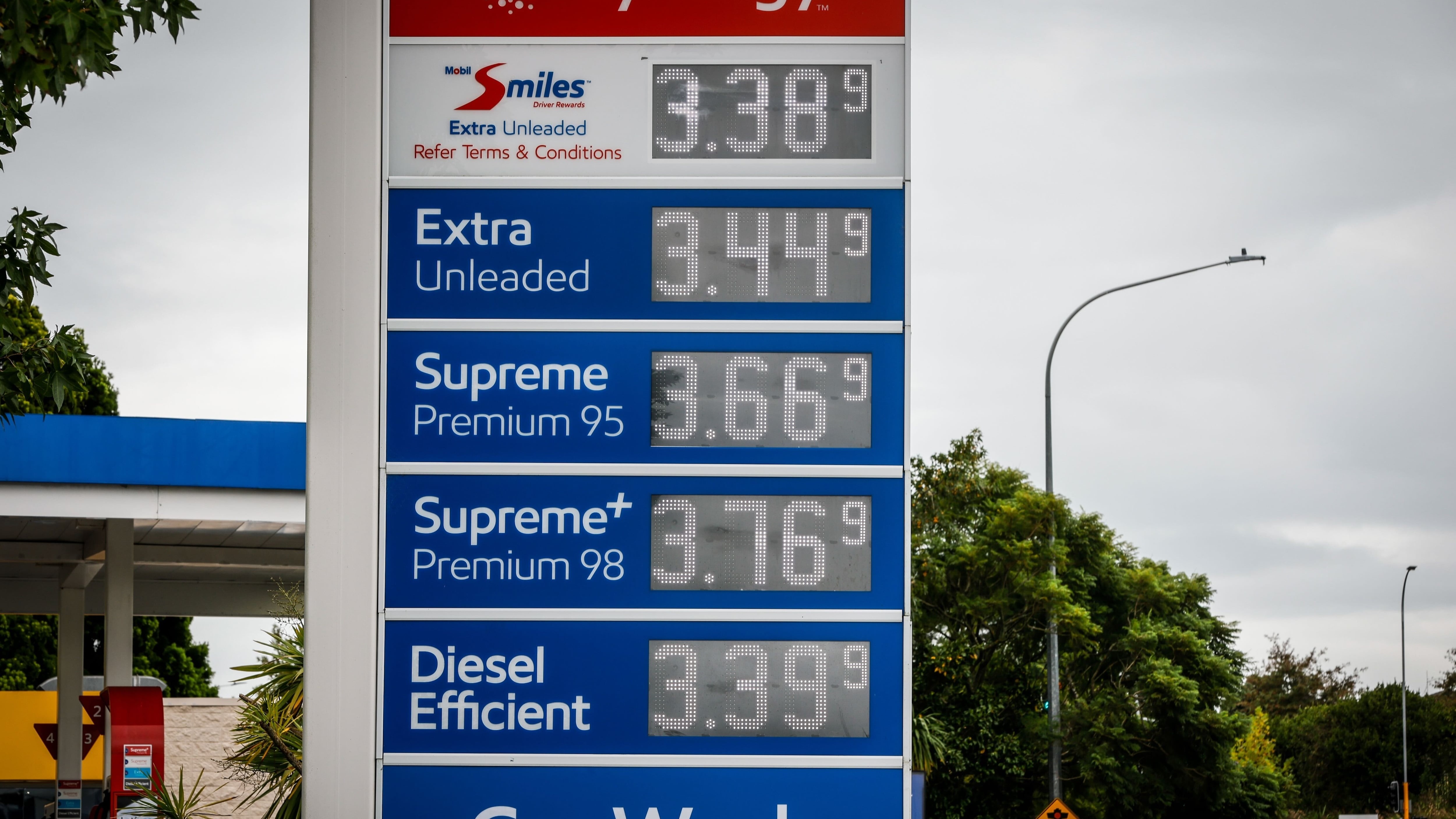 Diesel now more expensive than 91 octane at some Auckland pumps