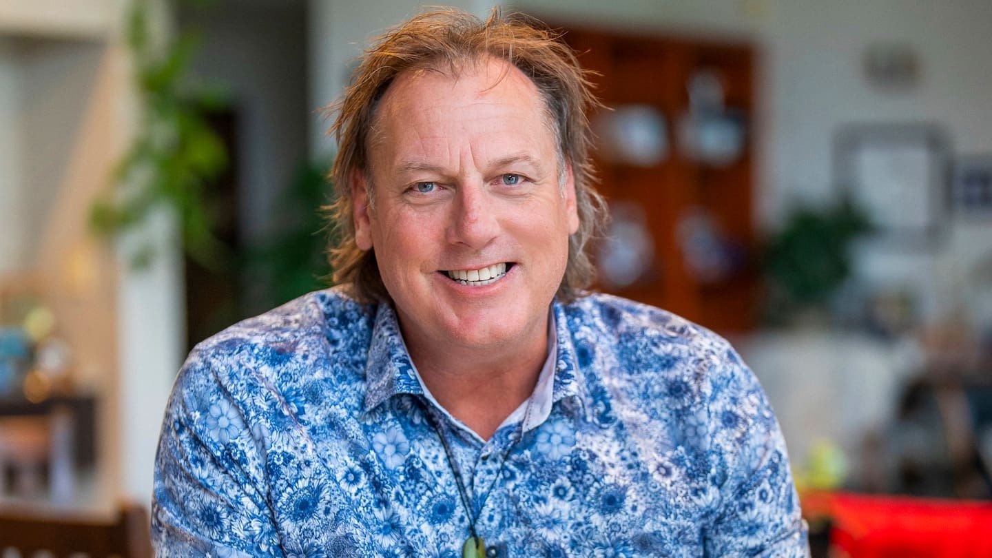 Sensing Murder medium Kelvin Cruickshank on surviving two heart attacks