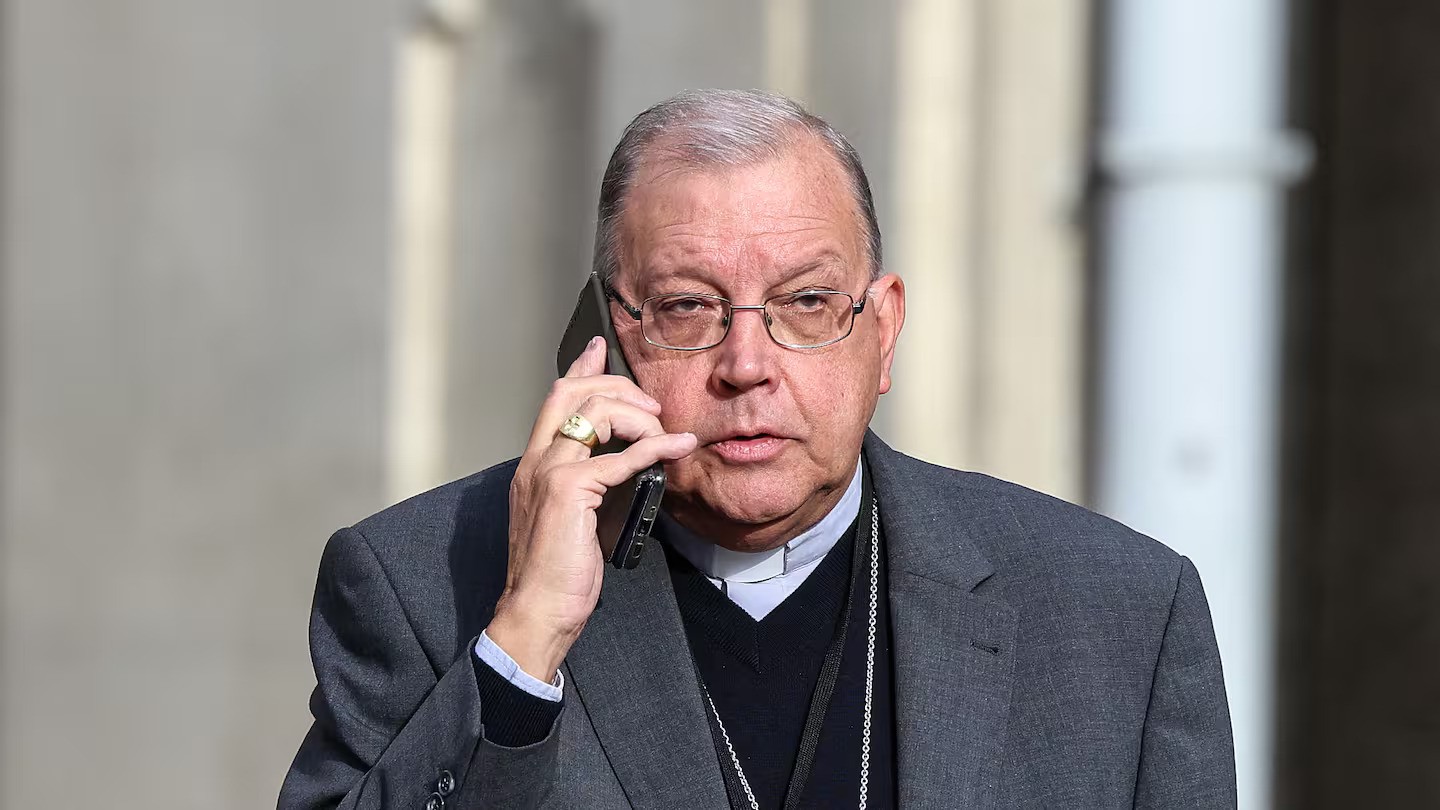 The Vatican has opened an investigation against the former Bishop of Verdun, Jean-Paul Gusching, who was forced to resign by the Pope because of "relationships" with "women". Photo / Charly Triballeau, AFP