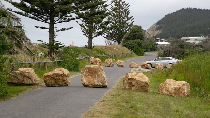 Public access along a sealed drive at Waimarama Beach has been blocked off. Photo / Warren Buckland