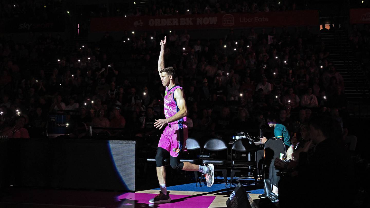 Basketball great Tom Abercrombie on being honoured by NZ Breakers