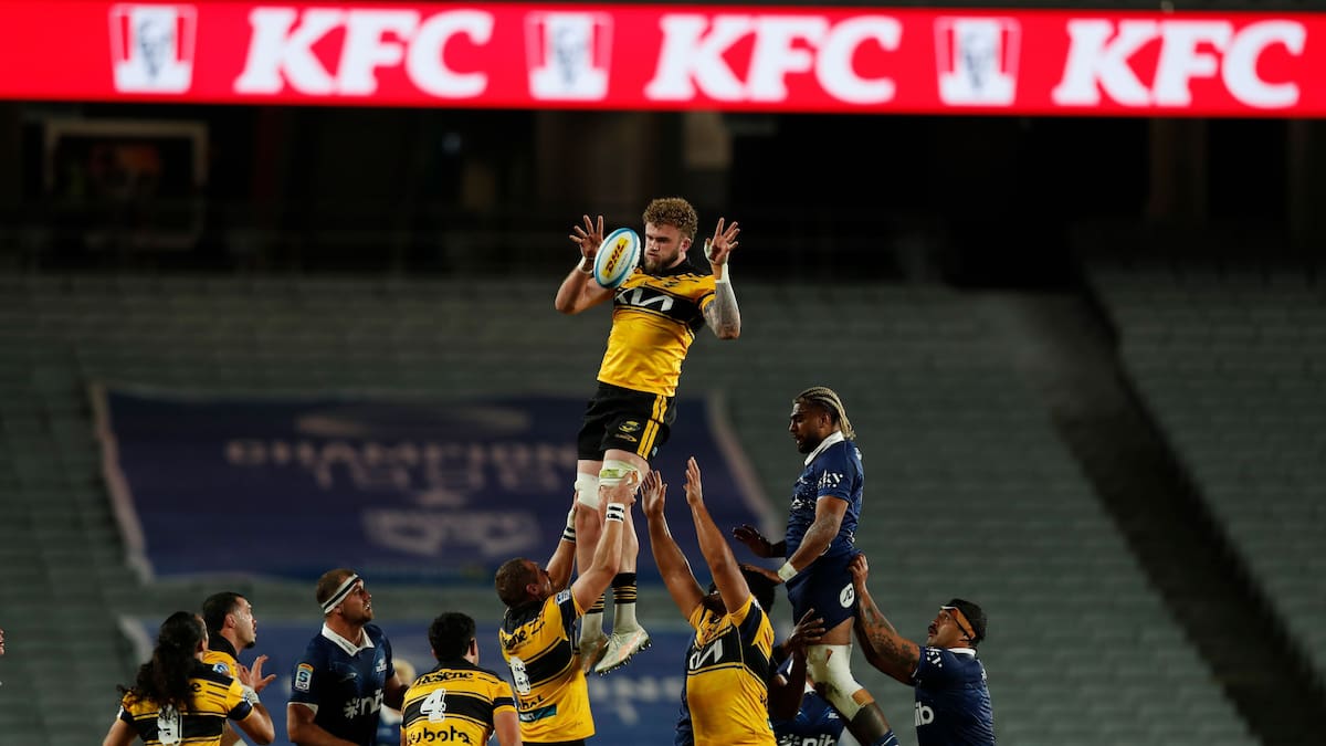 'Pretty happy': Hurricanes star recaps victory over Blues 