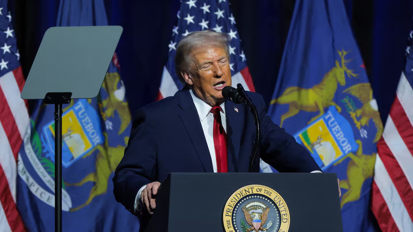 Trump ramps up efforts, tariff threats, in bid to seize Greenland