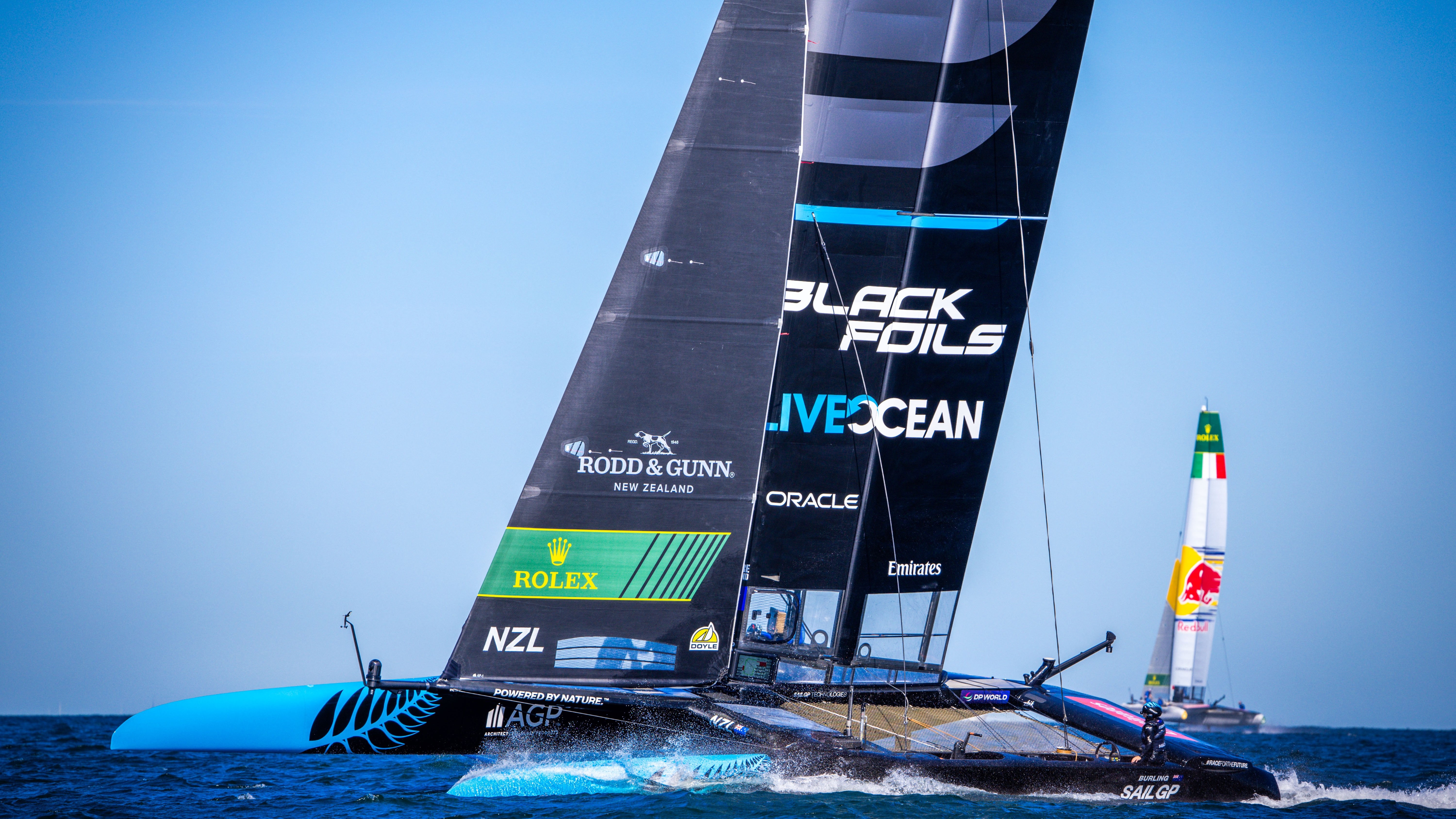 "All go": Black Foils full of energy heading into SailGP final 