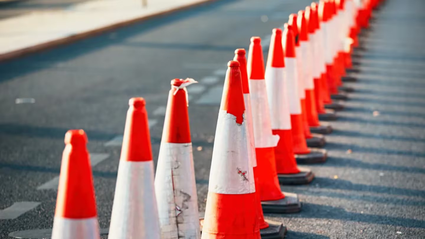Govt to shut road-cone hotline early after pilot meets its objectives