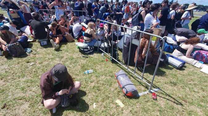 Soundsplash festivalgoers in Raglan were forced to wait for hours in the hot sun without water. Photo / Supplied