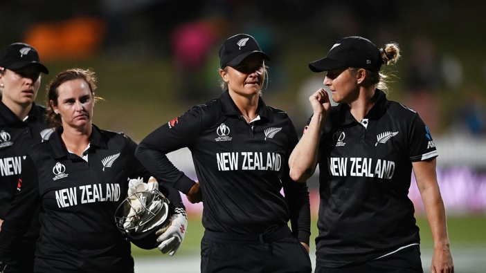 The White Ferns react after defeat to South Africa. (Photo / Photosport)