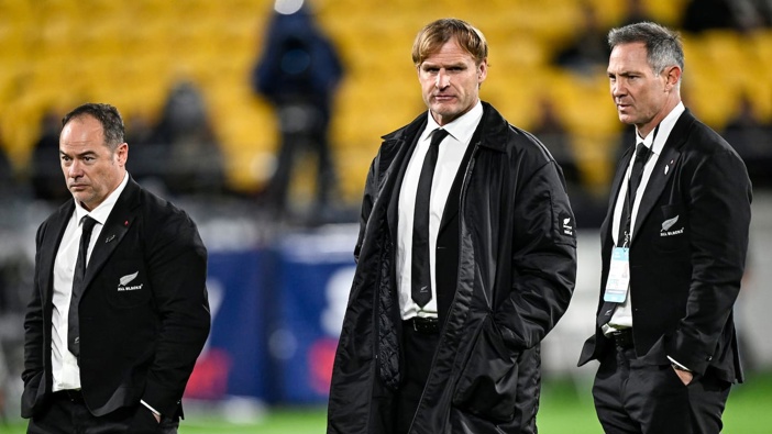 Leon MacDonald (right) has left his post as All Blacks assistant coach. Photo / Photosport