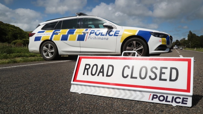 The Waikato Expressway was closed for several hours after a crash overnight.